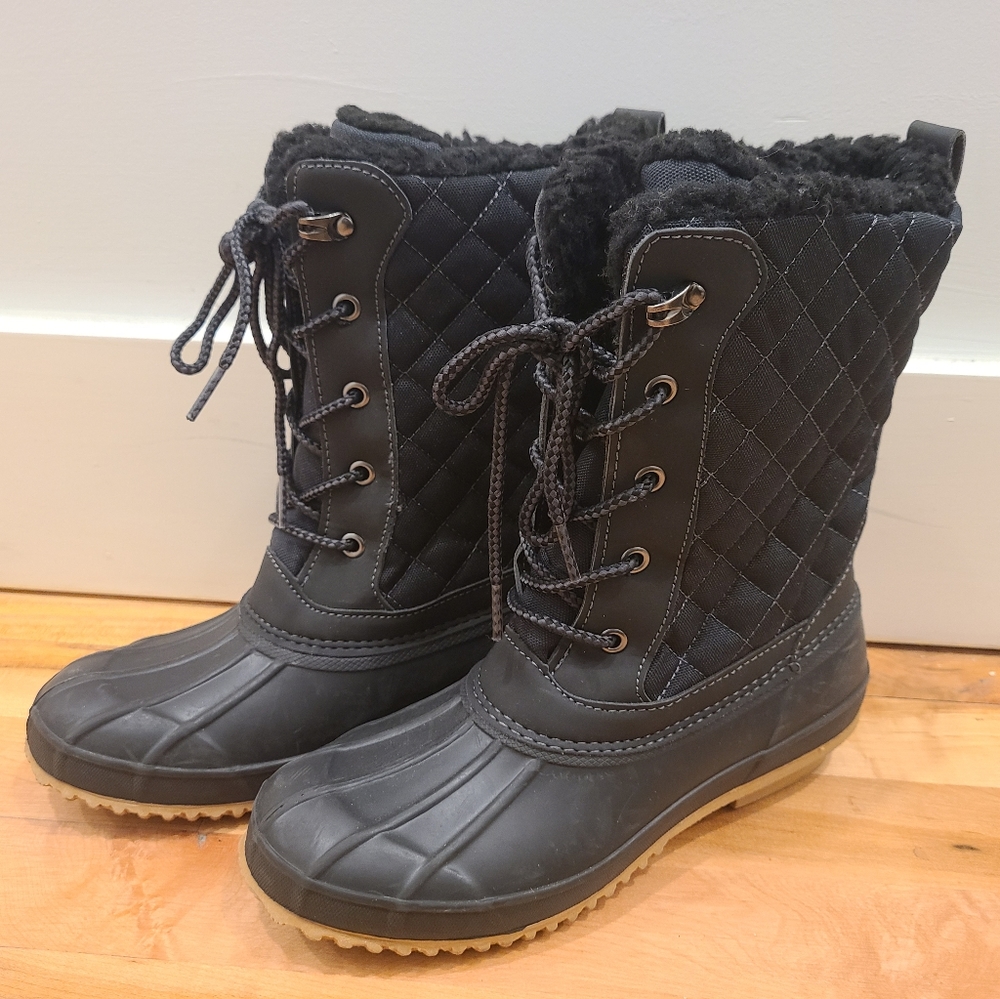 Insulated Waterproof Winter/Snow boots (black)